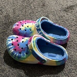 LIKE NEW Tie Dye CROCS
